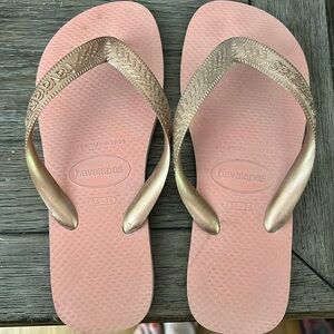 Women’s havaianas size 6